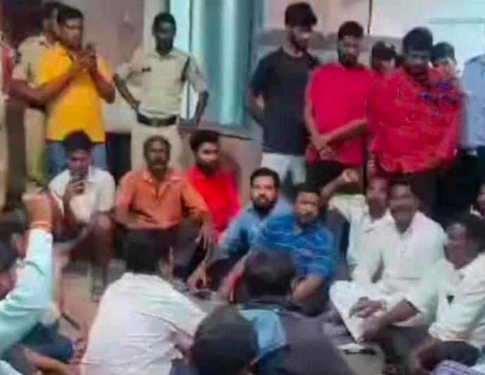 రంగారెడ్డి జిల్లాలో వైద్యుల నిర్లక్ష్యం - మహిళ మృతి